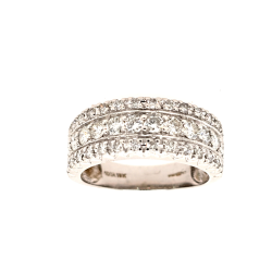 Pre Owned 18ct White Gold Diamond Ring ZU602